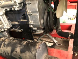 LẮP ĐẶT CĂN CHỈNH ĐỘNG CƠ DIESEL D4BB TẠI NHÀ MÁY.