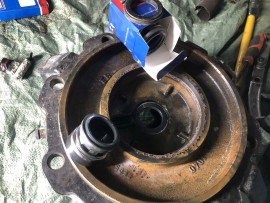 KHI NÀO CẦN THAY PHỚT MÁY BƠM EBARA? GIẢI PHÁP TỪ IPS.