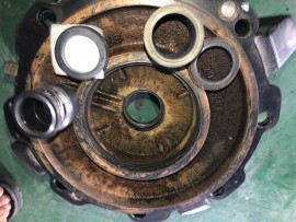 NGUYÊN NHÂN RÒ RỈ PHỚT VÀ CÁCH THAY THẾ PHỚT MÁY BƠM EBARA.