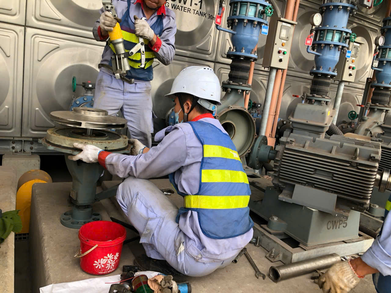 BẢO TRÌ MÁY BƠM CHO KHU CÔNG NGHIỆP MỚI XÂY DỰNG – ĐẢM BẢO HỆ THỐNG VẬN HÀNH ỔN ĐỊNH, BỀN VỮNG NGAY TỪ ĐẦU.