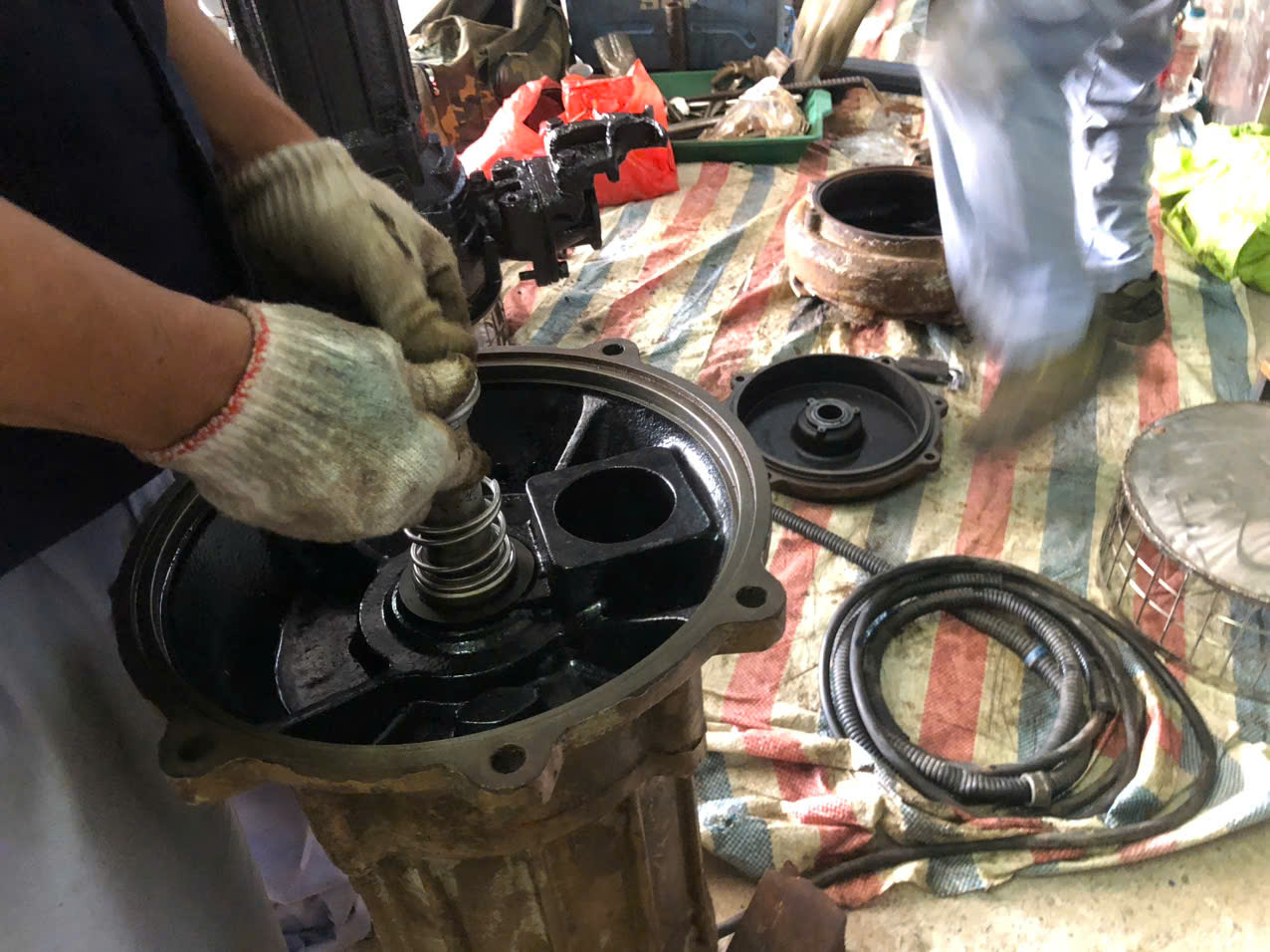 DỊCH VỤ CUNGT CẤP, THAY THẾ PHỚT MÁY BƠM CÔNG NGHIỆP IPS.