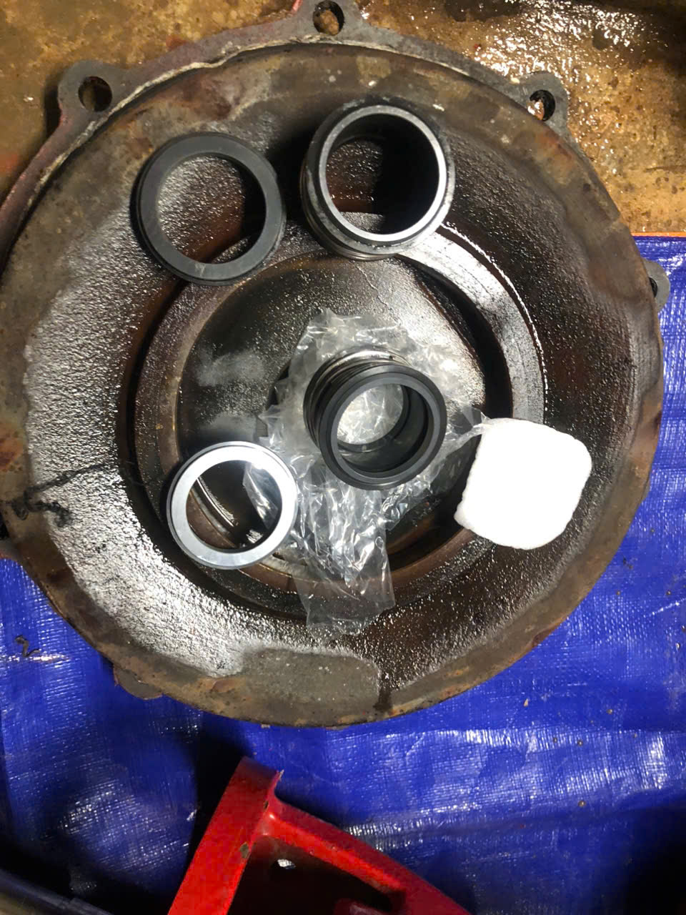 PHỚT MÁY BƠM LÀ GÌ? VAI TRÒ VÀ CÁCH KIỂM TRA HIỆU QUẢ TRONG HỆ THỐNG BƠM CÔNG NGHIỆP